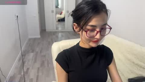 Snapshot of niufrommacau chatting on 06.13.26 Niu online show from 06.13.26