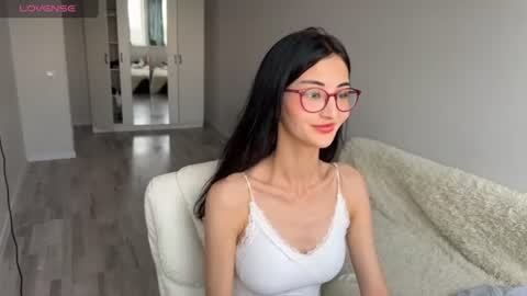 Snapshot of niufrommacau chatting on 06.19.26 Niu online show from 06.19.26