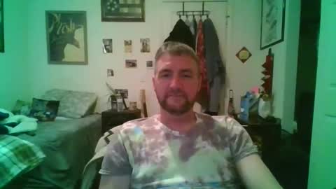 Snapshot of njoefats420 chatting on 05.13.26 njoefats420 online show from 05.13.26