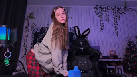 Tears Lora online show from 01.12.25