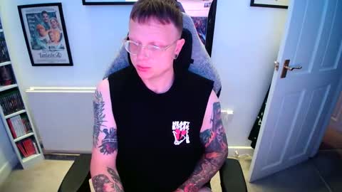 Snapshot of nlrb93 chatting on 09.14.25 BNate93 online show from 09.14.25