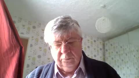 Snapshot of nn69uk chatting on 04.15.26 NN69UK online show from 04.15.26