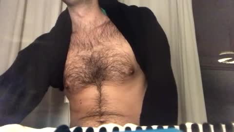 Snapshot of nnatural94 chatting on 01.01.25 nnatural94 online show from 01.01.25