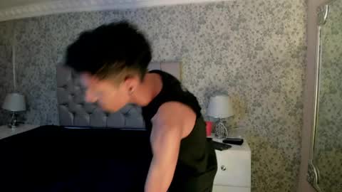 Noah online show from 04.18.26