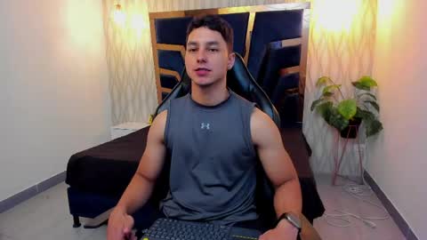 Snapshot of noah_clarkk chatting on 04.29.26 Noah online show from 04.29.26