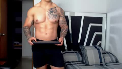 Snapshot of noah_harris01 chatting on 12.02.24 Noah Harris01 online show from 12.02.24