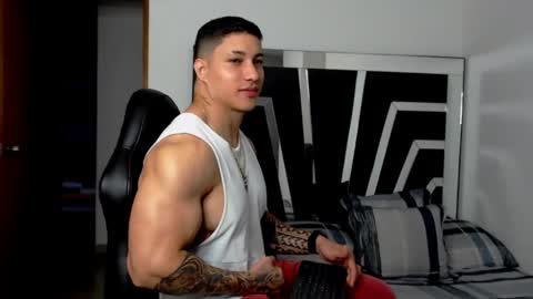 Snapshot of noah_harris01 chatting on 12.02.24 Noah Harris01 online show from 12.02.24