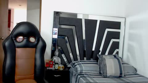 Snapshot of noah_harris01 chatting on 02.21.25 Noah Harris01 online show from 02.21.25