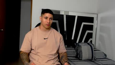 Snapshot of noah_harris01 chatting on 02.23.25 Noah Harris01 online show from 02.23.25