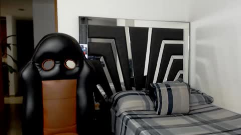 Snapshot of noah_harris01 chatting on 09.16.25 Noah Harris01 online show from 09.16.25