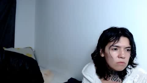 noah hehim    online show from 02.19.25