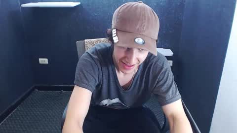 noah_sokolov online show from 11.22.25