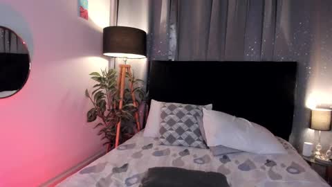 .  . online show from 02.15.25