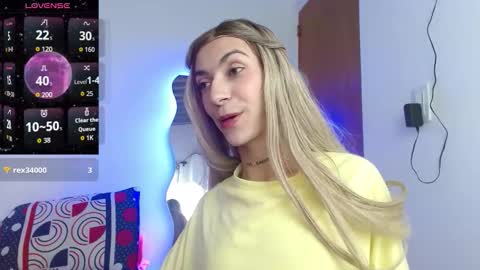 Snapshot of noahfox_12 chatting on 09.29.25 Noah fox online show from 09.29.25