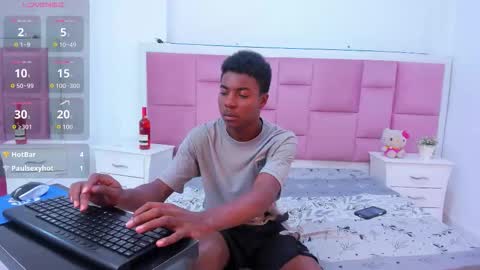 Snapshot of noahjhonson69 chatting on 11.26.25 noah online show from 11.26.25