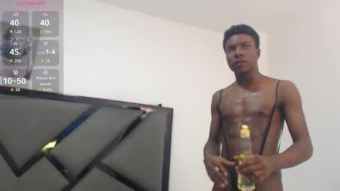 Snapshot of noahjhonson69 chatting on 12.04.25 noah online show from 12.04.25