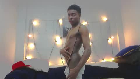 Snapshot of noahjhonson69 chatting on 12.15.25 noah online show from 12.15.25