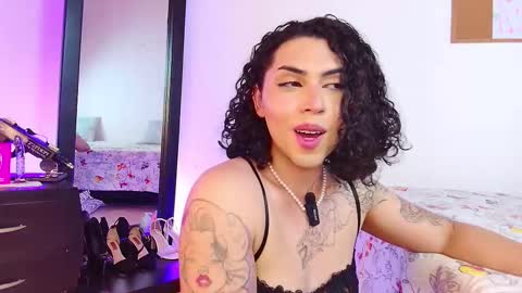 noahmonroe_11 online show from 12.14.25