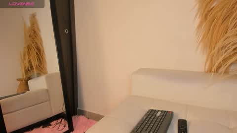 Noami Rose  online show from 01.14.26