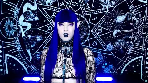 Snapshot of noamy_666 chatting on 11.05.25 caroline online show from 11.05.25