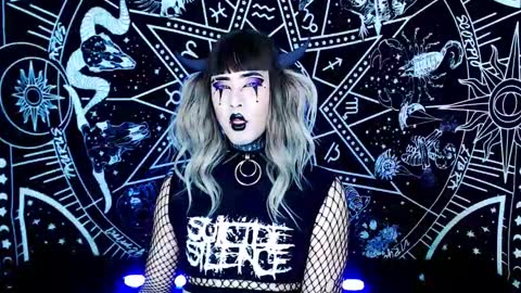 Snapshot of noamy_666 chatting on 11.14.25 caroline online show from 11.14.25