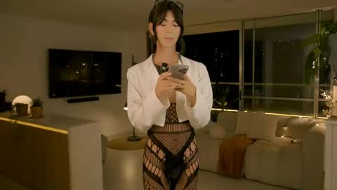 Snapshot of nobodyisperfect___ chatting on 05.30.26 Samantha online show from 05.30.26