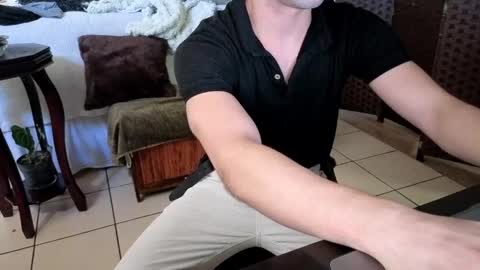 Snapshot of nobudget06 chatting on 02.26.25 nobudget06 online show from 02.26.25