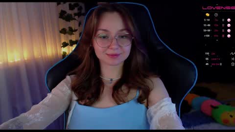 Snapshot of nochnoye_soltse chatting on 12.19.24 Sun or Luna online show from 12.19.24