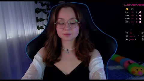 Snapshot of nochnoye_soltse chatting on 12.21.24 Sun or Luna online show from 12.21.24