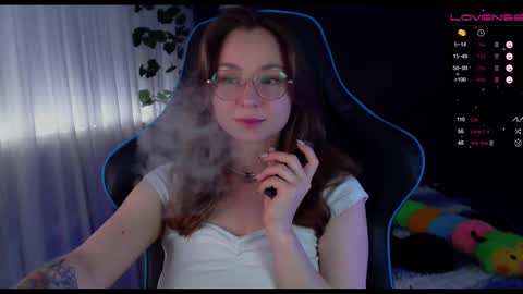 Snapshot of nochnoye_soltse chatting on 12.23.24 Sun or Luna online show from 12.23.24