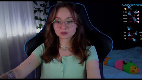 Snapshot of nochnoye_soltse chatting on 12.29.24 Sun or Luna online show from 12.29.24