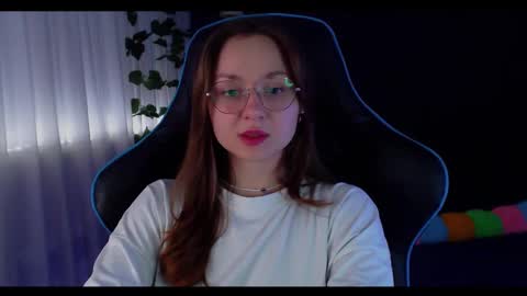 Snapshot of nochnoye_soltse chatting on 03.04.25 Sun or Luna online show from 03.04.25