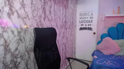 noelia_milfs online show from 10.10.25