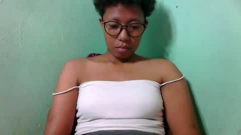 Snapshot of noella711128 chatting on 10.14.25 noella711128 online show from 10.14.25