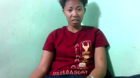 noellah online show from 10.05.25