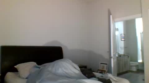 Snapshot of noelng3 chatting on 11.26.25 noelng3 online show from 11.26.25