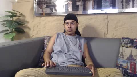 Snapshot of noha__scott chatting on 03.03.26 noha online show from 03.03.26