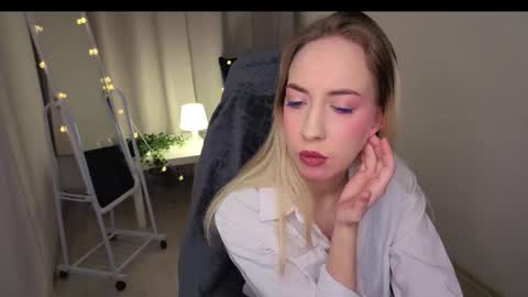 Isabelle online show from 02.20.26