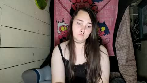 Snapshot of nonbinarybeauty20 chatting on 06.25.26 nonbinarybeauty20 online show from 06.25.26