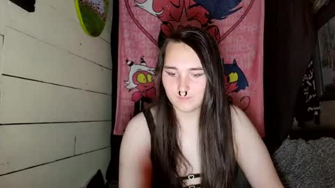 Snapshot of nonbinarybeauty20 chatting on 07.08.26 nonbinarybeauty20 online show from 07.08.26