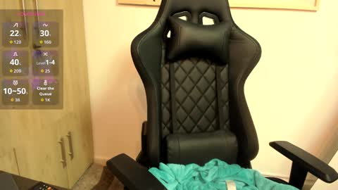 Soy Ash online show from 04.10.26