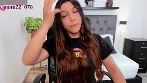 Nora online show from 03.11.25