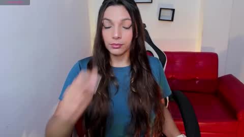 Nora online show from 10.13.25