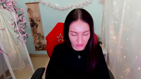 Nora online show from 04.09.26