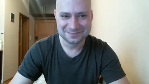 Snapshot of norbertopl87 chatting on 12.30.24 norbertopl87 online show from 12.30.24