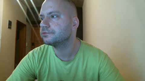 Snapshot of norbertopl87 chatting on 01.31.25 norbertopl87 online show from 01.31.25