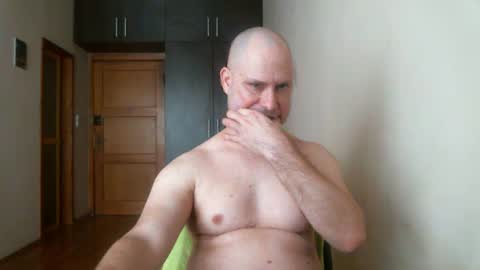 Snapshot of norbertopl87 chatting on 02.14.25 norbertopl87 online show from 02.14.25