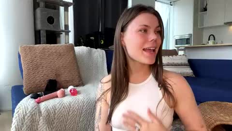 Nordic Belle online show from 04.17.26