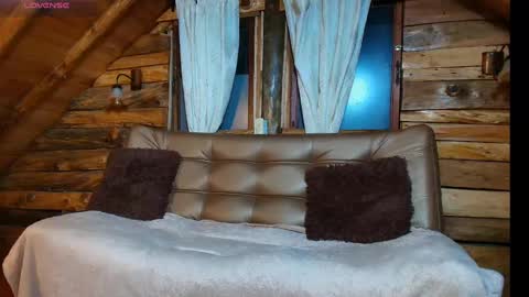 Nordik and clementine online show from 11.18.25