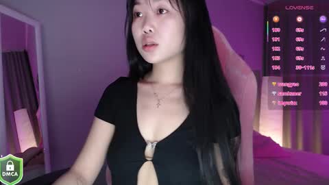 Snapshot of norma_blum chatting on 01.27.25 eva online show from 01.27.25
